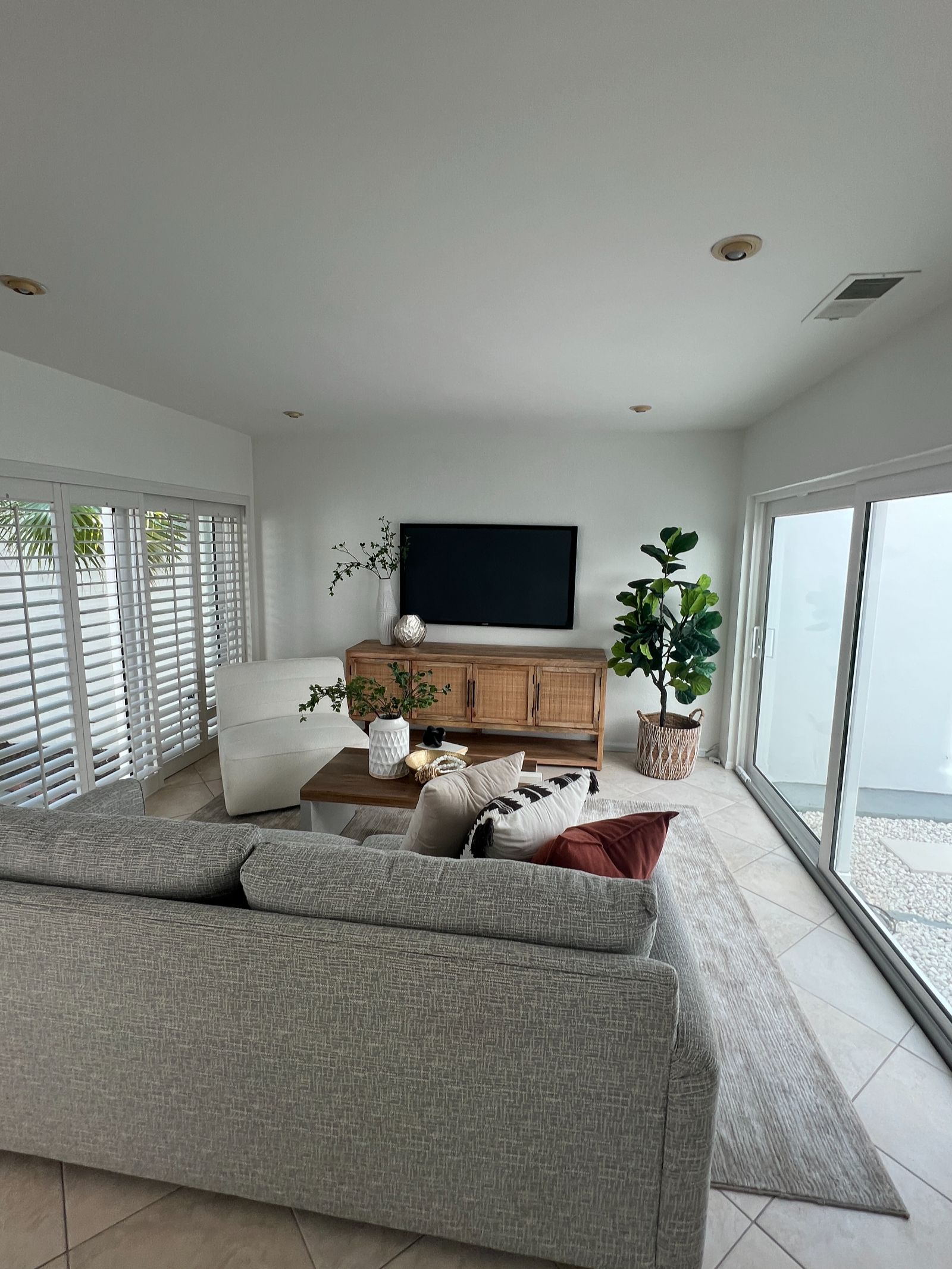 Living Area Service in Clearwater, FL Living Area Service in Clearwater, FL